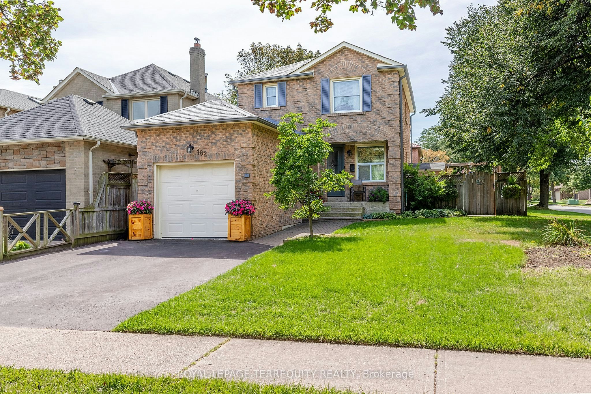 182 Chatfield Drive, Ajax, ON, L1T 2H7