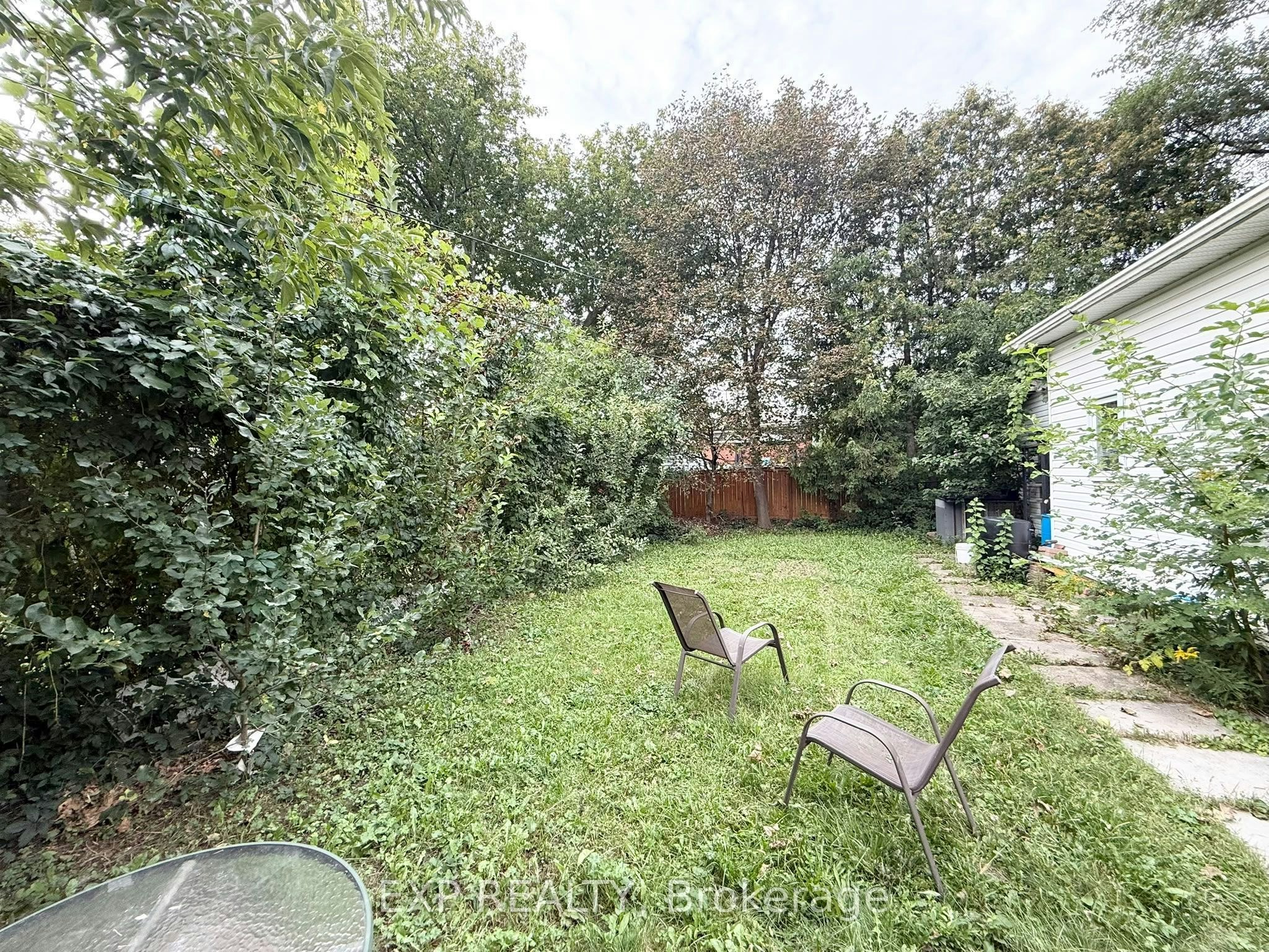 28 Seminole Avenue, Toronto, ON, M1J 1N1 - 16