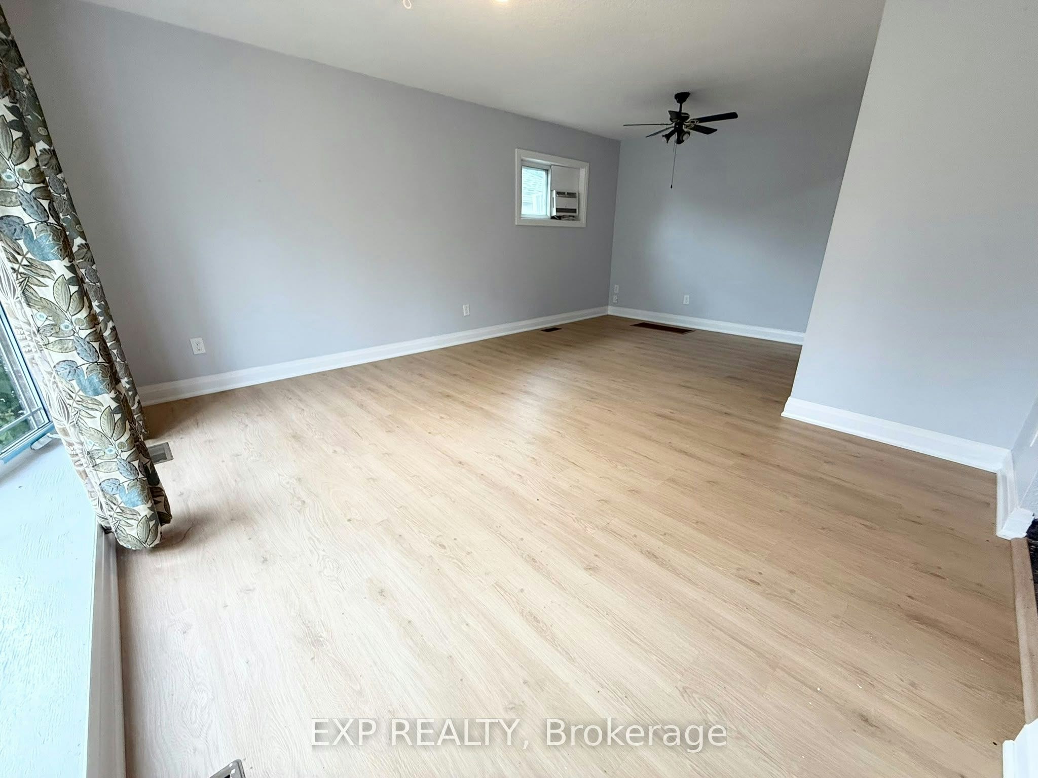 28 Seminole Avenue, Toronto, ON, M1J 1N1 - 10