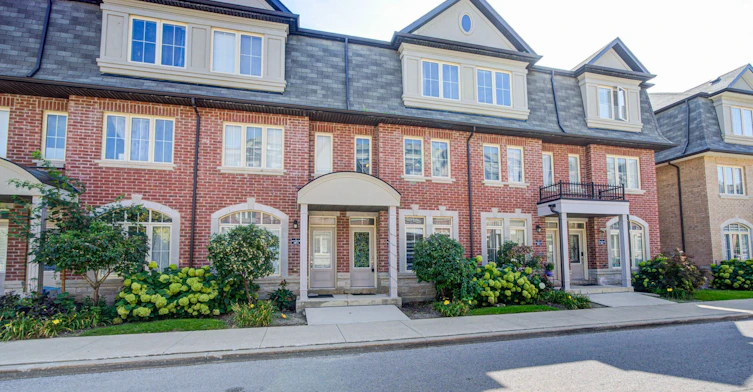 5-7 Eaton Park Lane, Toronto, ON, M1W 0A5 - 4