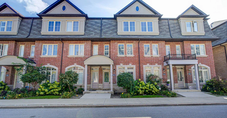 5-7 Eaton Park Lane, Toronto, ON, M1W 0A5