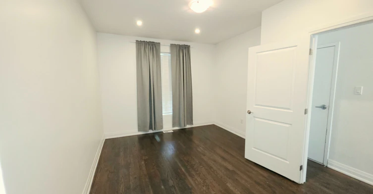 1-64 Galt Avenue, Toronto, ON, M4M 2Z1 - 13