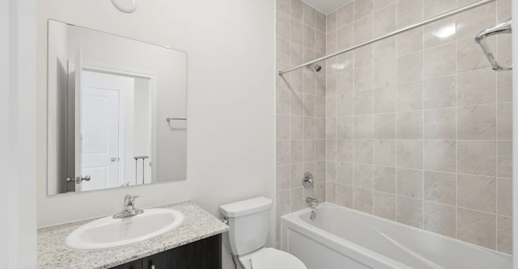 53 Upper Paradise Way, Whitby, ON, L1P 0S2 - 22