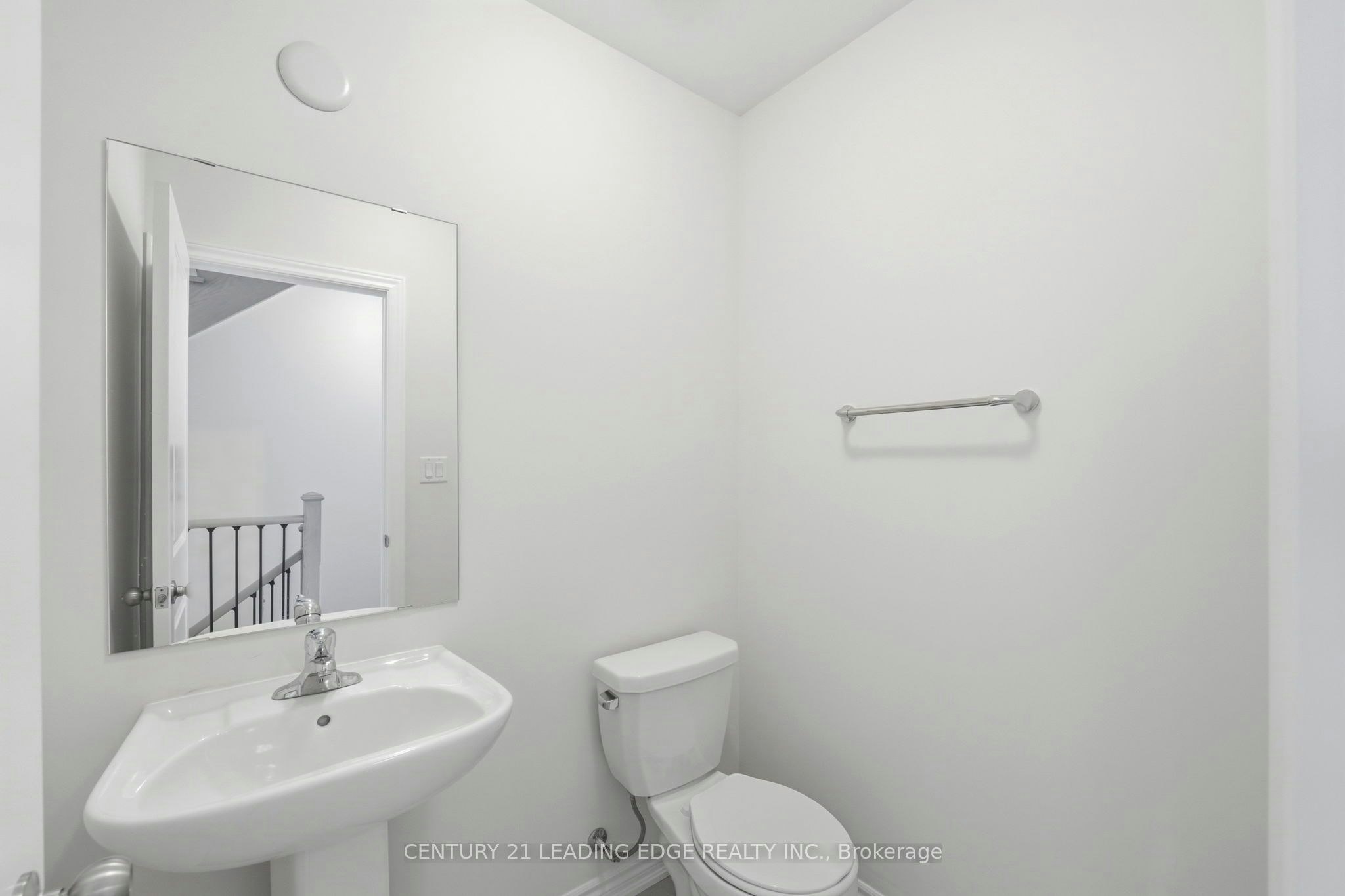 53 Upper Paradise Way, Whitby, ON, L1P 0S2 - 13