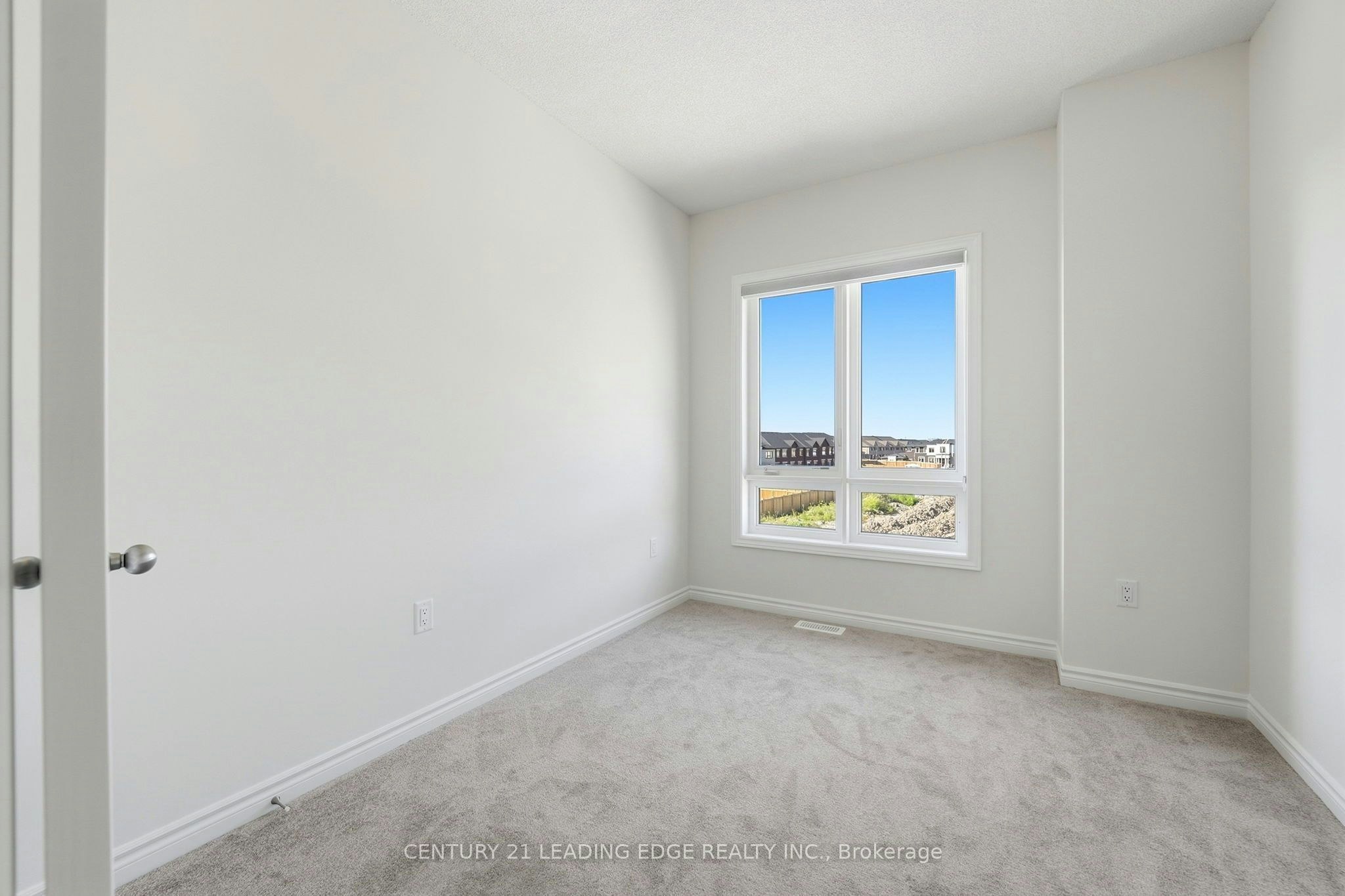 53 Upper Paradise Way, Whitby, ON, L1P 0S2 - 35
