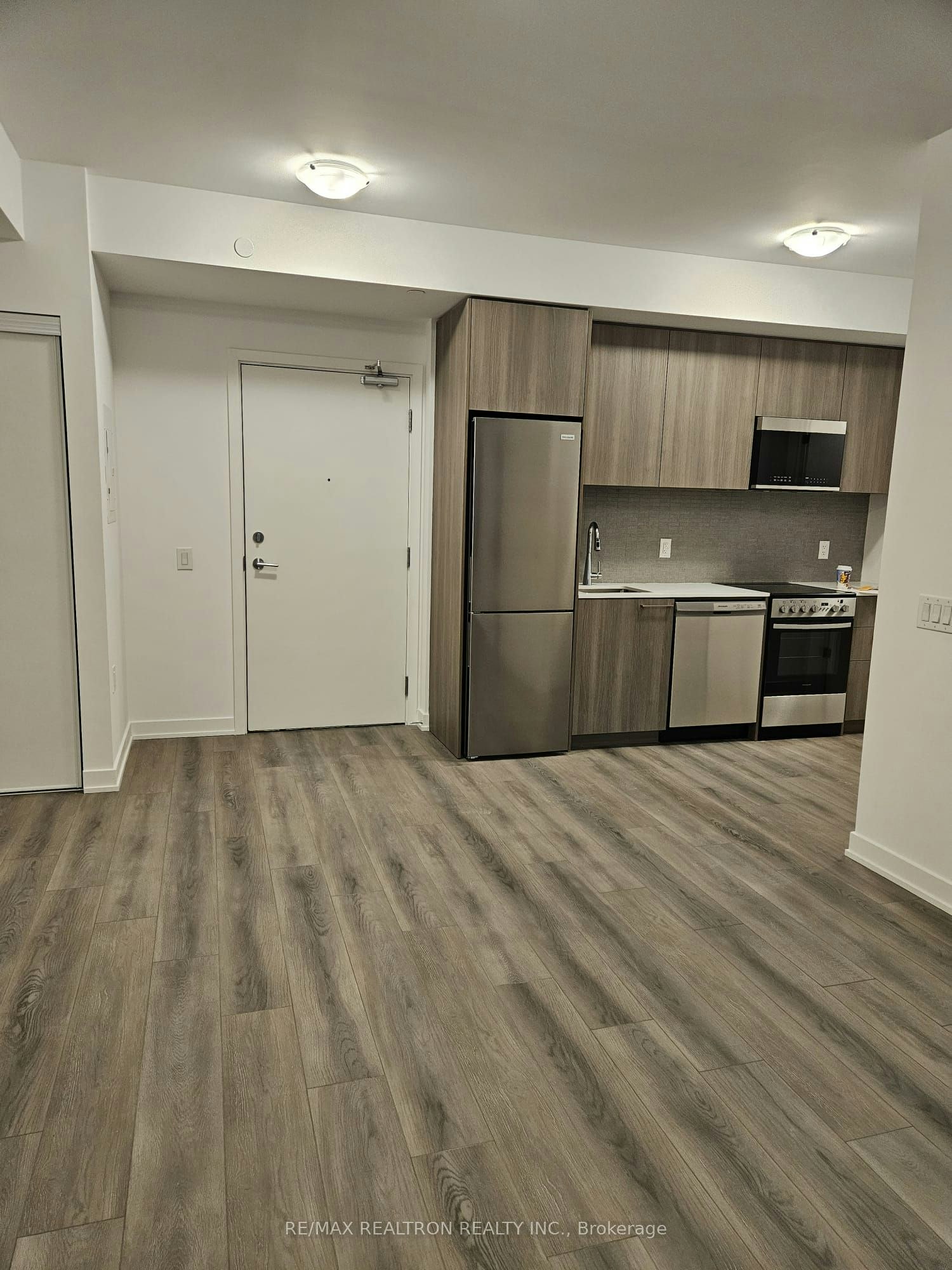 1007-7439 Kingston Road, Toronto, ON, M1B 5S3 - 10