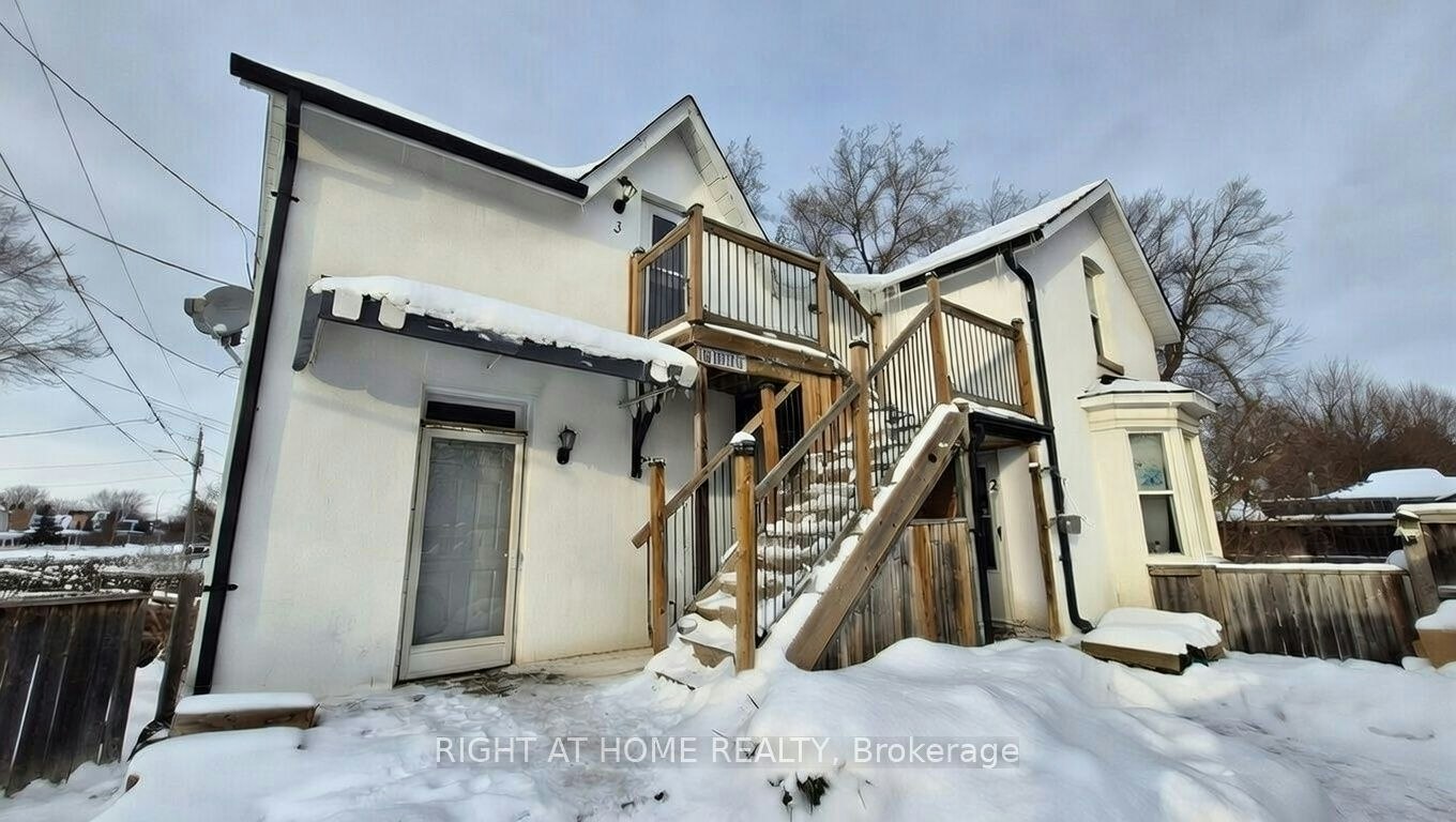 1-178 Adelaide Avenue E, Oshawa, ON, L1G 1Z4