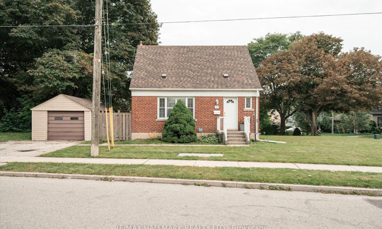 37 Holswade Road
