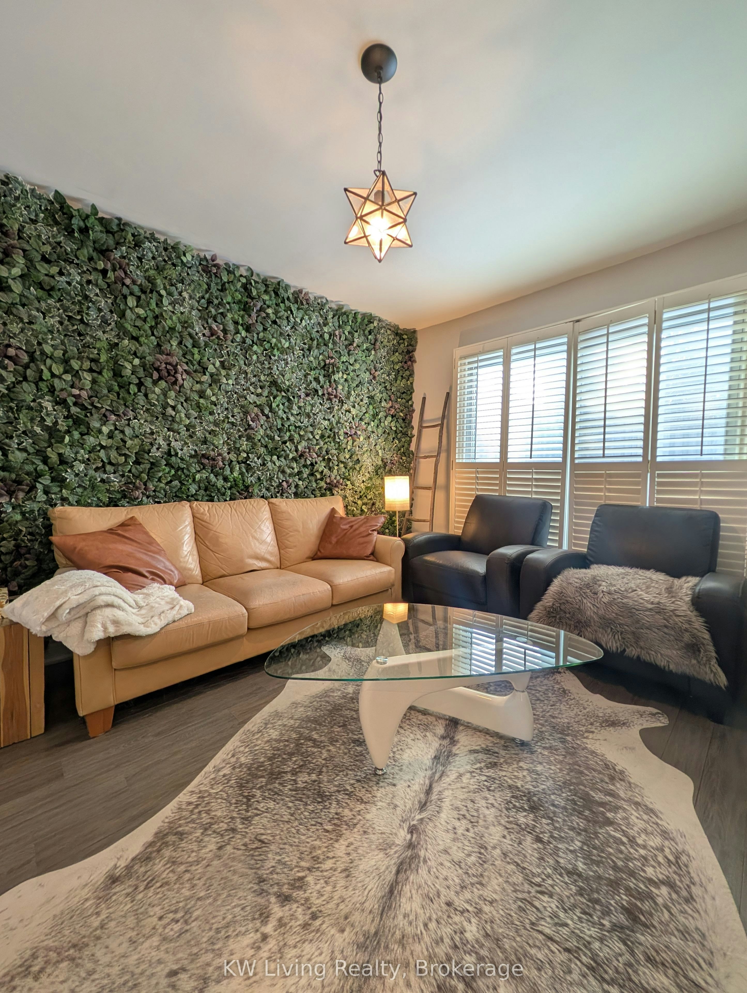 12 Munford Crescent, Toronto, ON, M4B 1C1 - 11