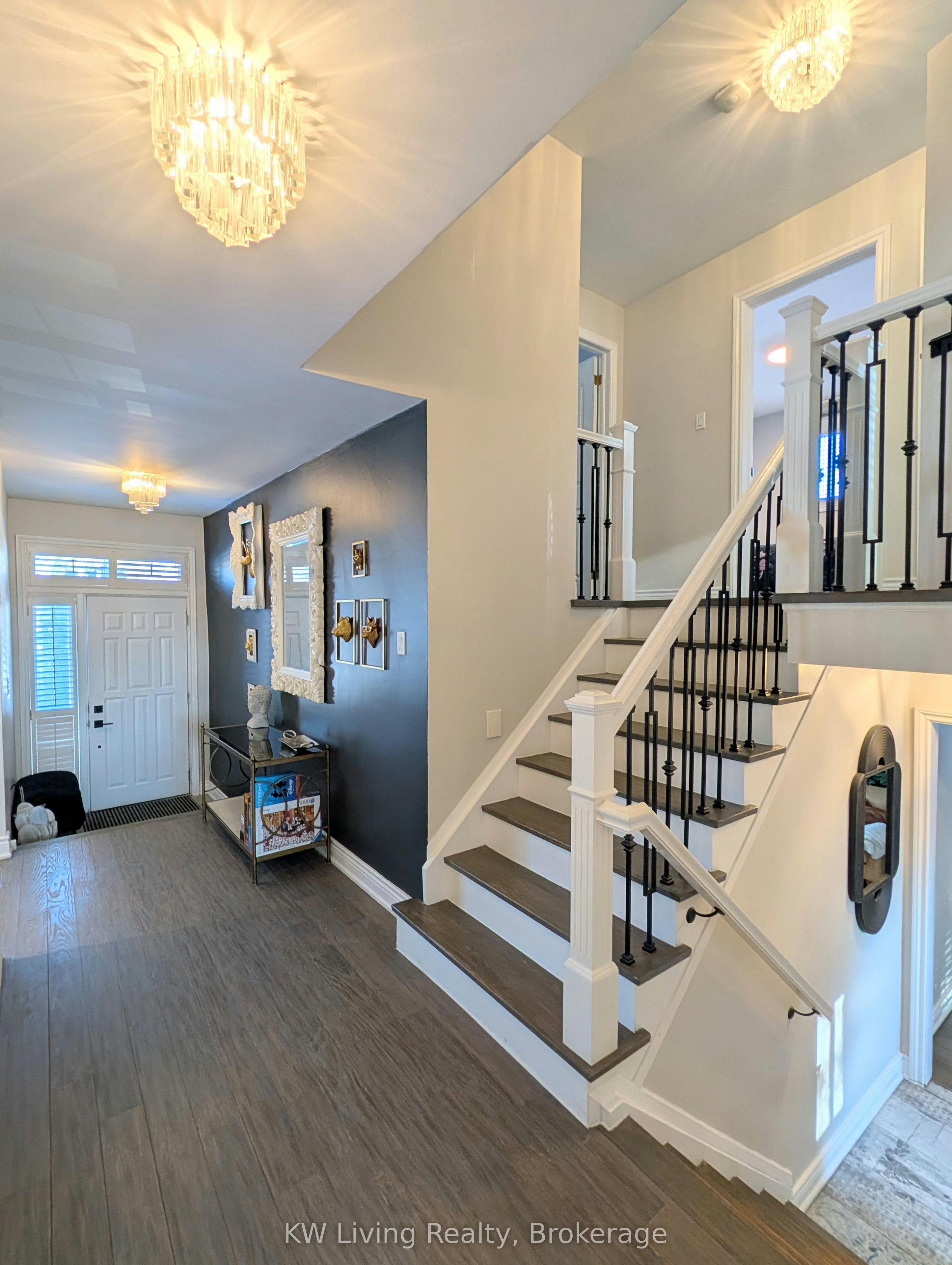 12 Munford Crescent, Toronto, ON, M4B 1C1 - 9