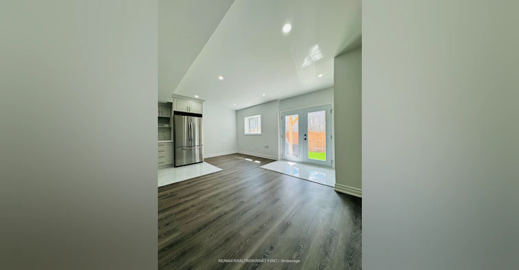 105 Auckland Drive, Whitby, ON, L1P 0J4 - 4