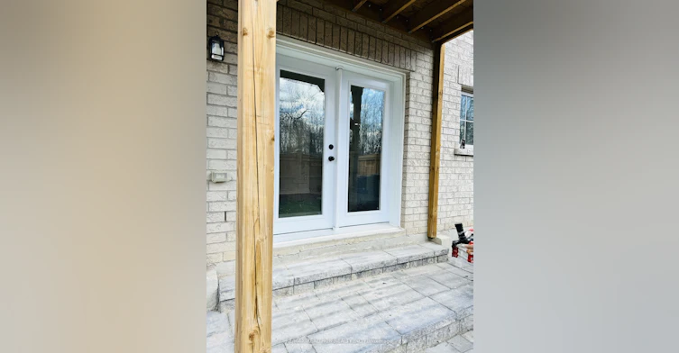 105 Auckland Drive, Whitby, ON, L1P 0J4 - 10