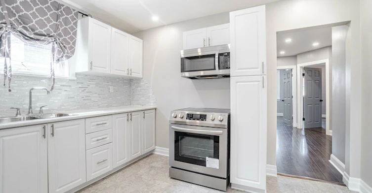 UPPER LEVEL-102 Wilson Road S, Oshawa, ON, L1H 6B7 - 13
