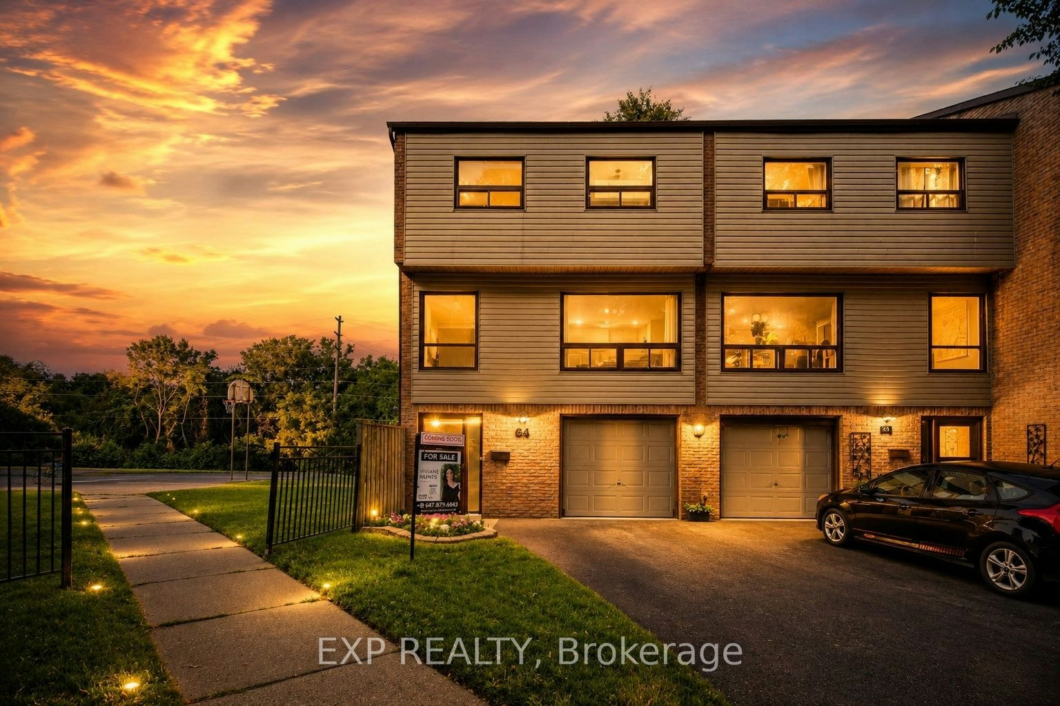 64 Parklane Circle, Clarington, ON, L1C 3V9