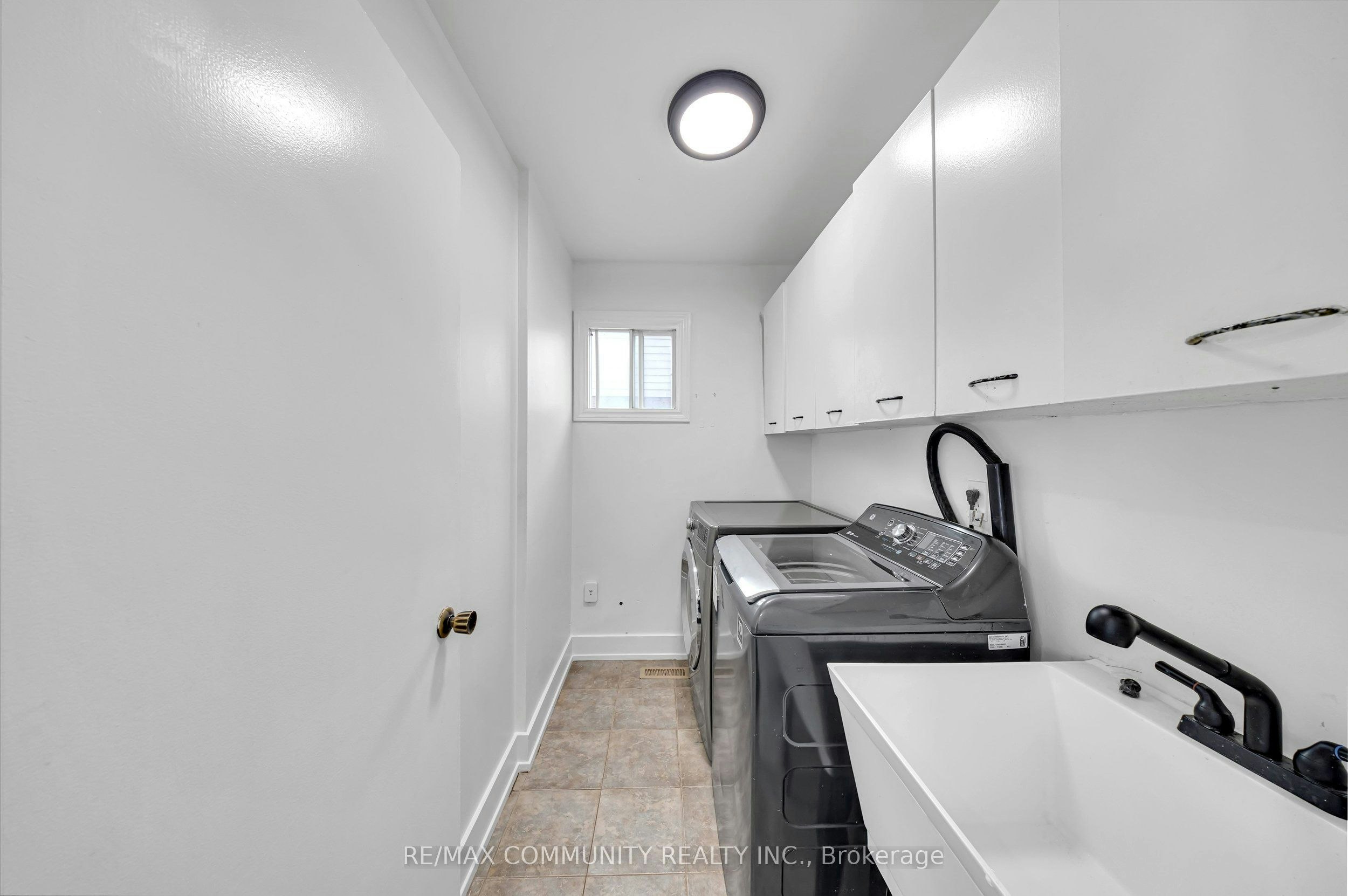 Main-1640 Tawnberry Street, Pickering, ON, L1X 2C2 - 16