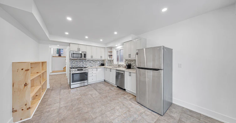 Main-1640 Tawnberry Street, Pickering, ON, L1X 2C2 - 10