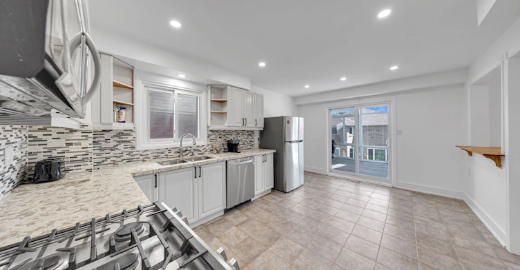 Main-1640 Tawnberry Street, Pickering, ON, L1X 2C2 - 12