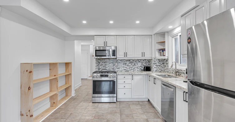 Main-1640 Tawnberry Street, Pickering, ON, L1X 2C2 - 11