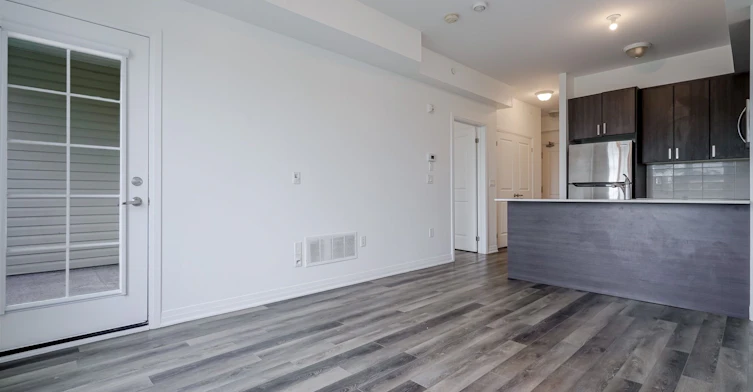 203-65 Shipway Avenue, Clarington, ON, L1B 0B7 - 11