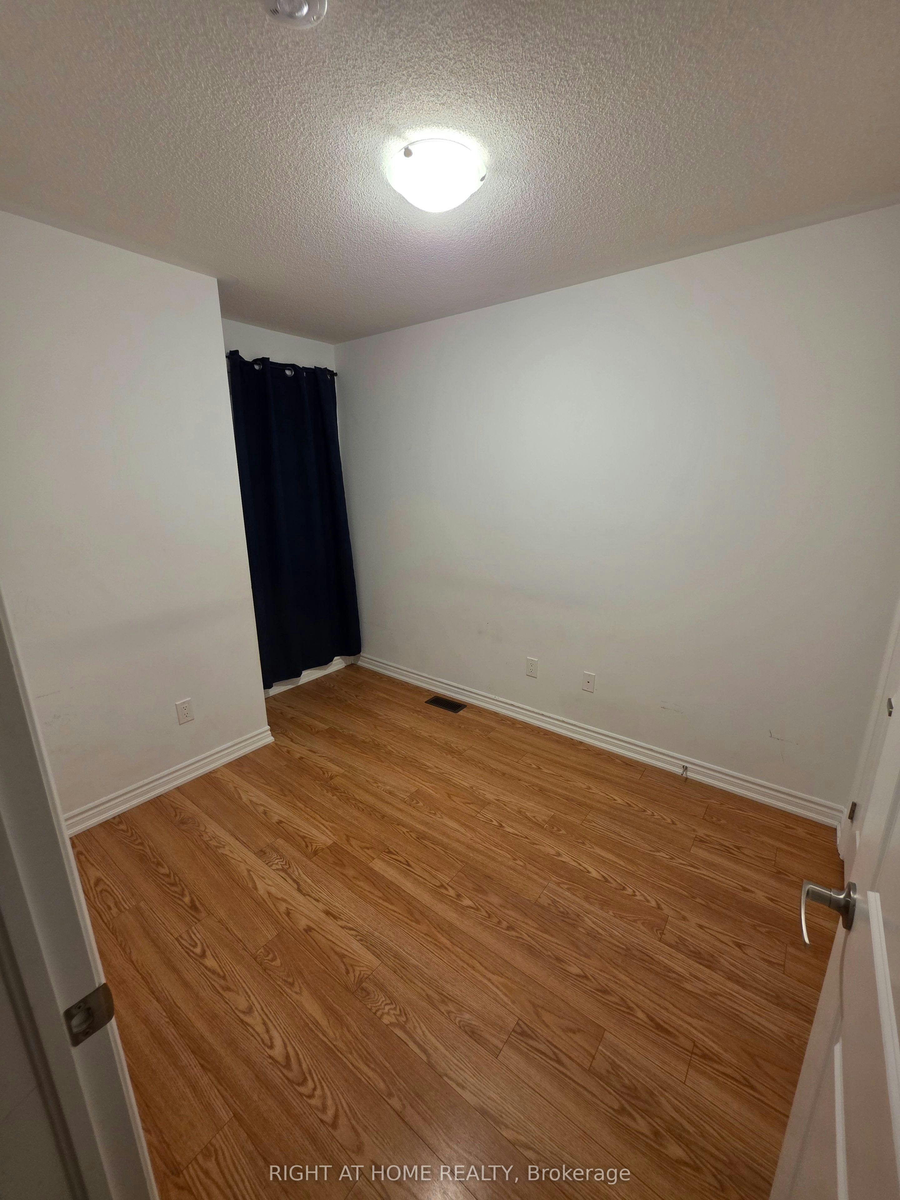 765 Eddystone Path, Oshawa, ON, L1H 0A7 - 12