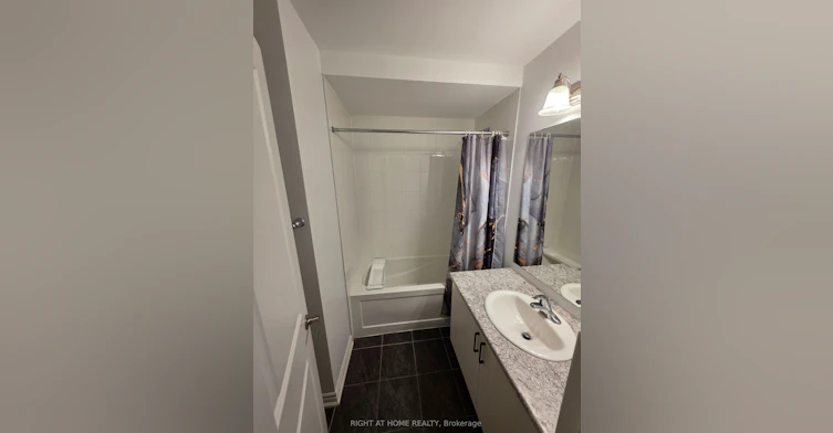 765 Eddystone Path, Oshawa, ON, L1H 0A7 - 14