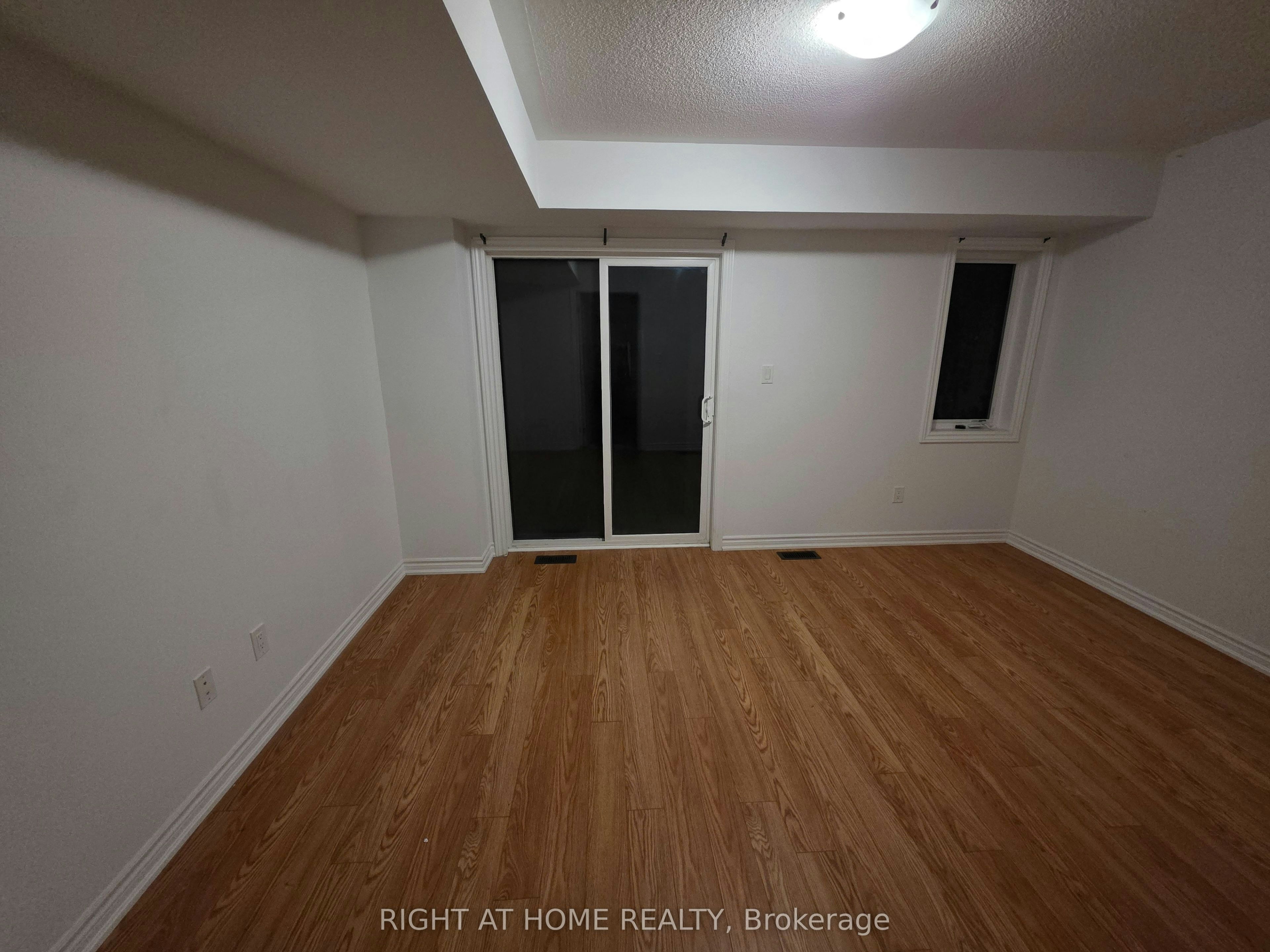765 Eddystone Path, Oshawa, ON, L1H 0A7 - 4