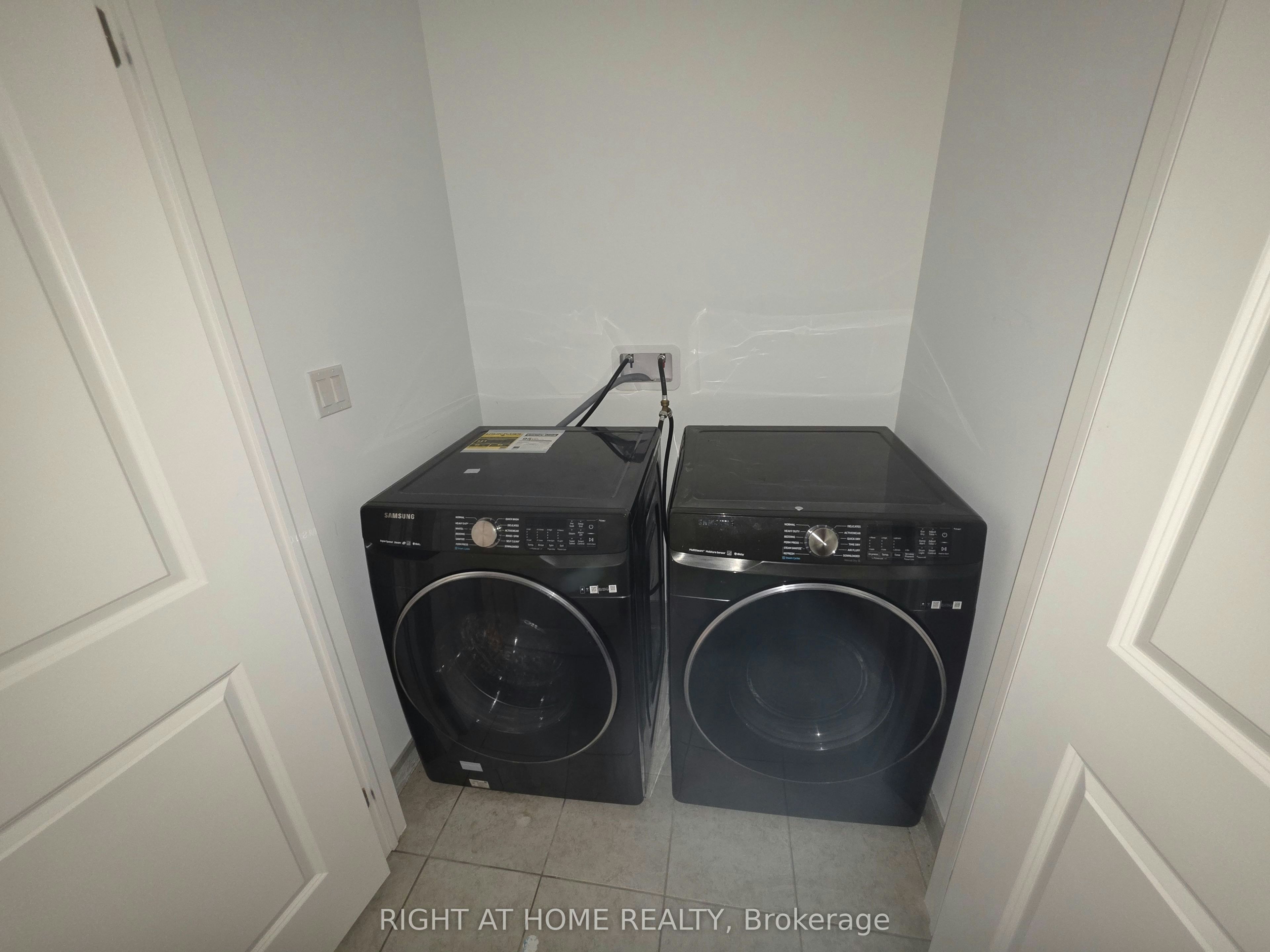765 Eddystone Path, Oshawa, ON, L1H 0A7 - 15