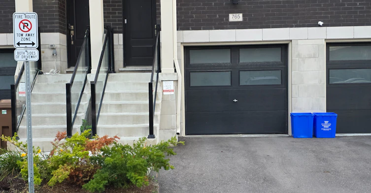 765 Eddystone Path, Oshawa, ON, L1H 0A7 - 2