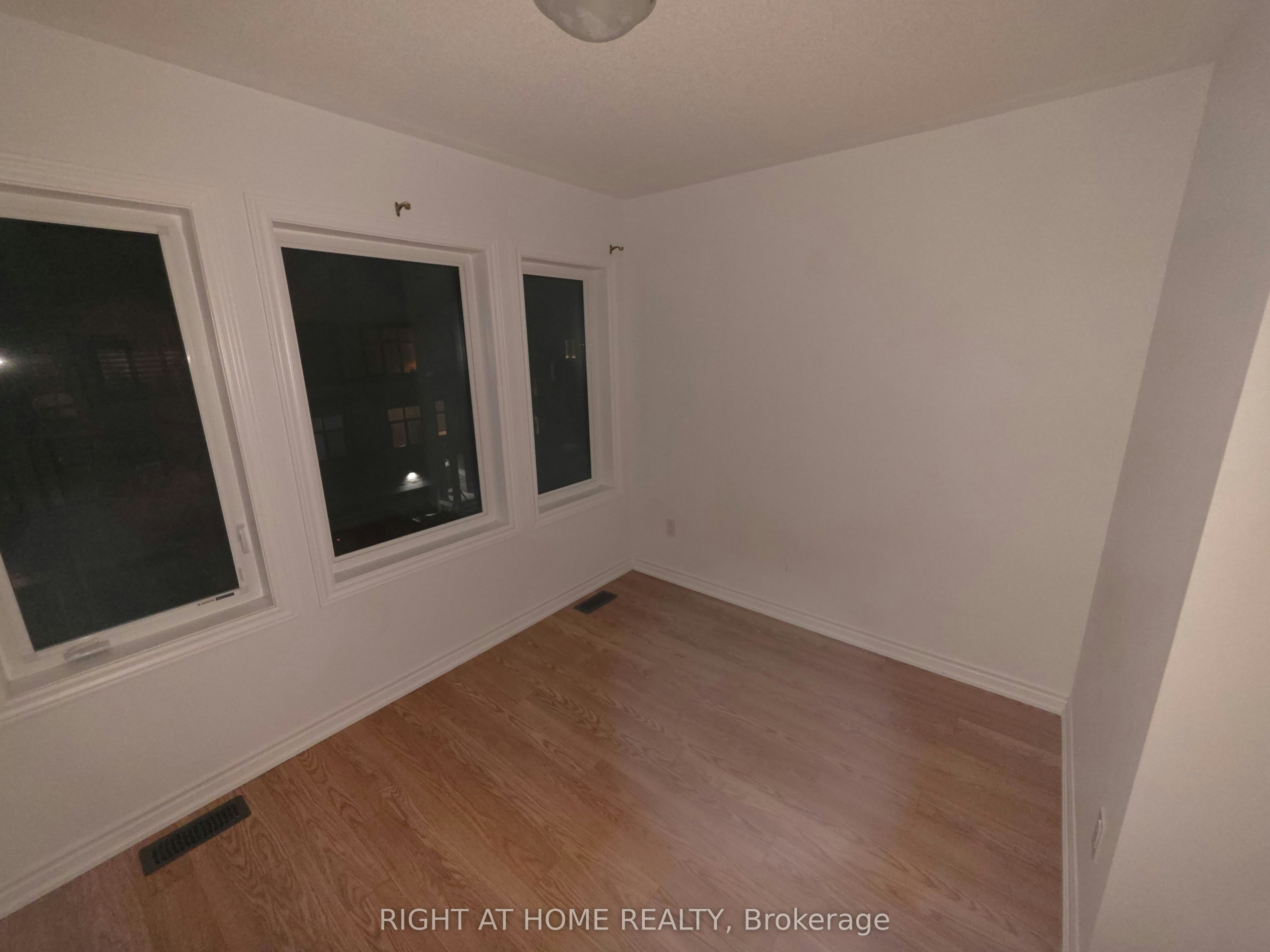 765 Eddystone Path, Oshawa, ON, L1H 0A7 - 13