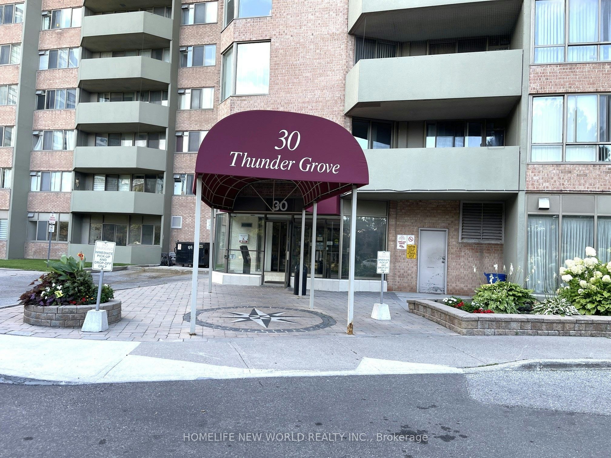 413-30 Thunder Grove, Toronto, ON, M1V 4A3