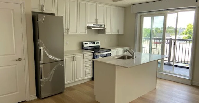 11-490 Beresford Path, Oshawa, ON, L1H 0B2 - 8