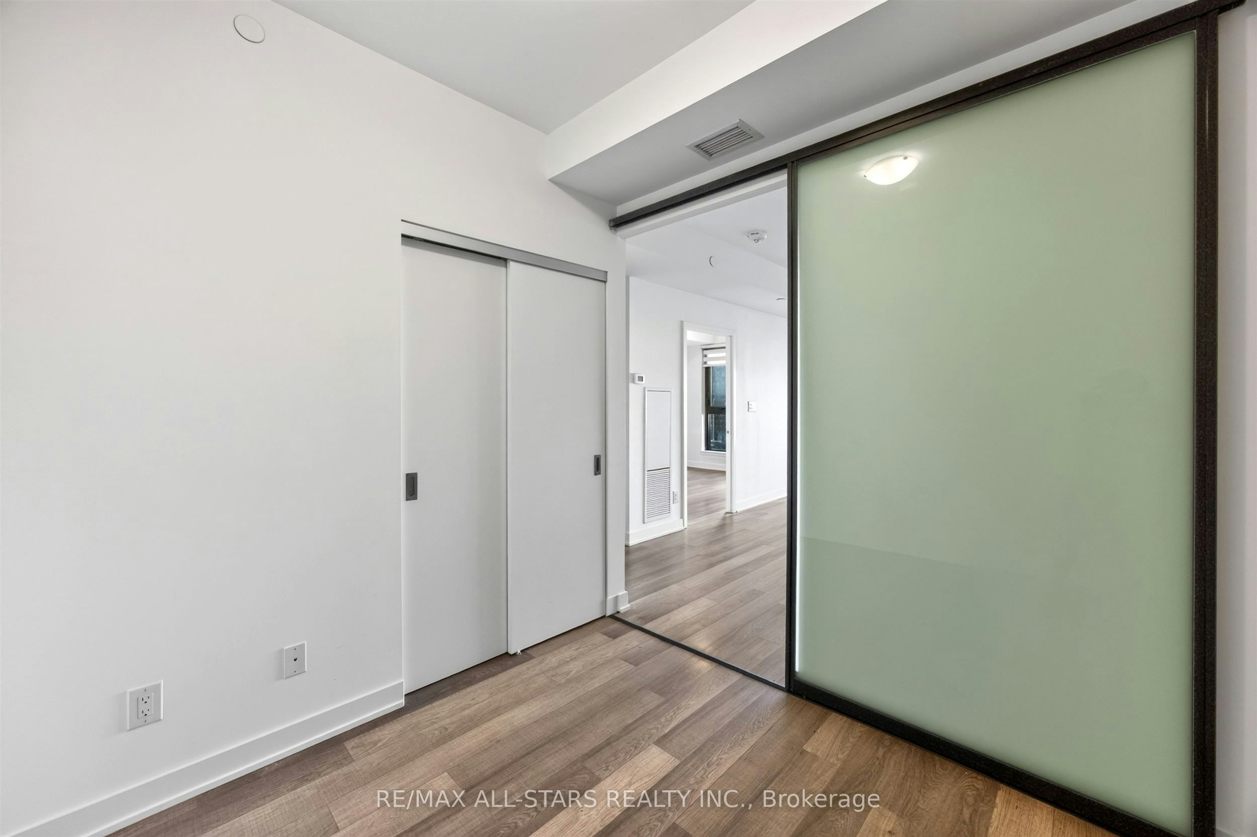 207-2799 Kingston Road, Toronto, ON, M1M 1N1 - 15