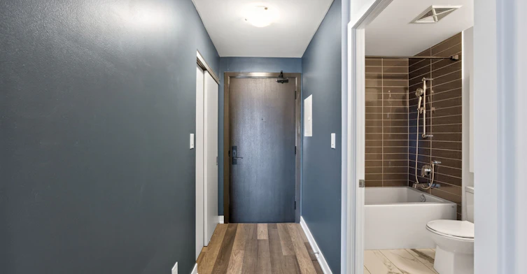 207-2799 Kingston Road, Toronto, ON, M1M 1N1 - 5