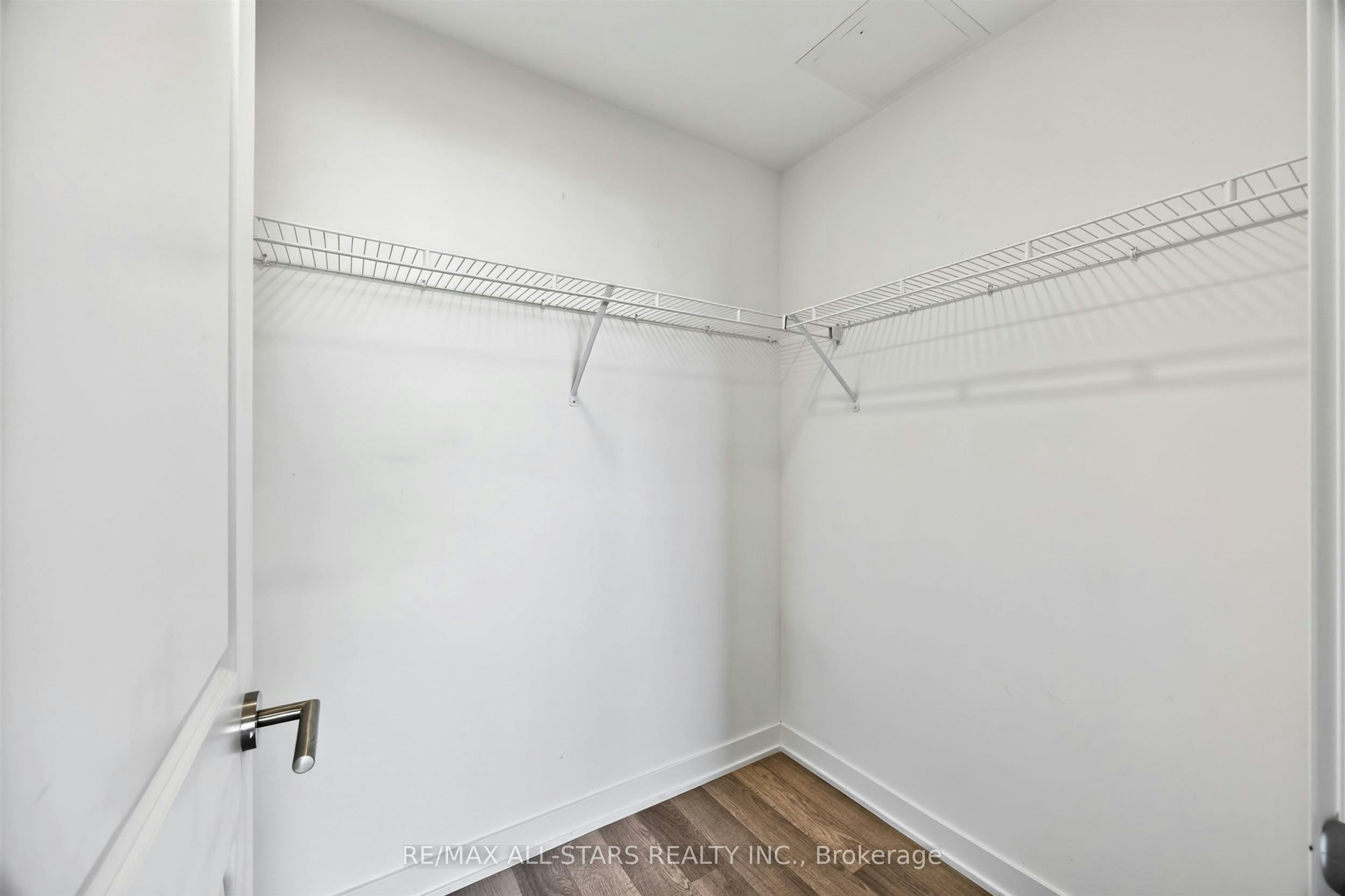 207-2799 Kingston Road, Toronto, ON, M1M 1N1 - 19