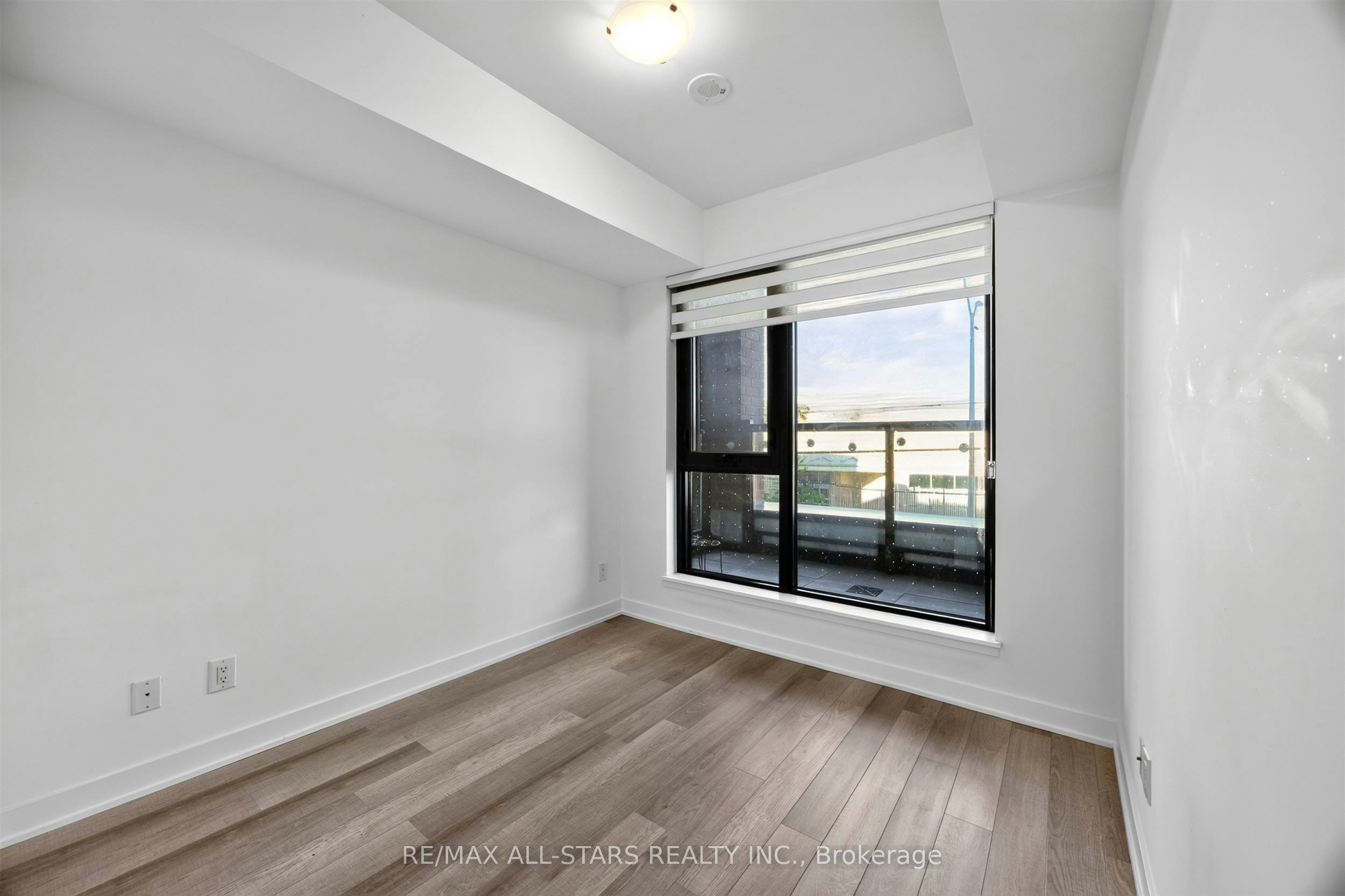 207-2799 Kingston Road, Toronto, ON, M1M 1N1 - 16