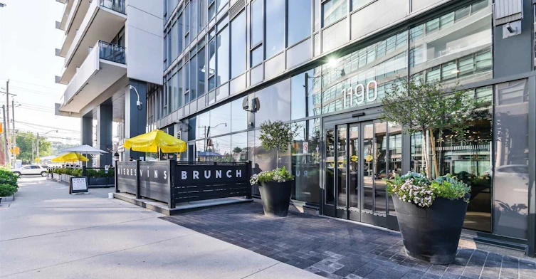326-1190 Dundas Street E, Toronto, ON, M4M 1S2 - 2