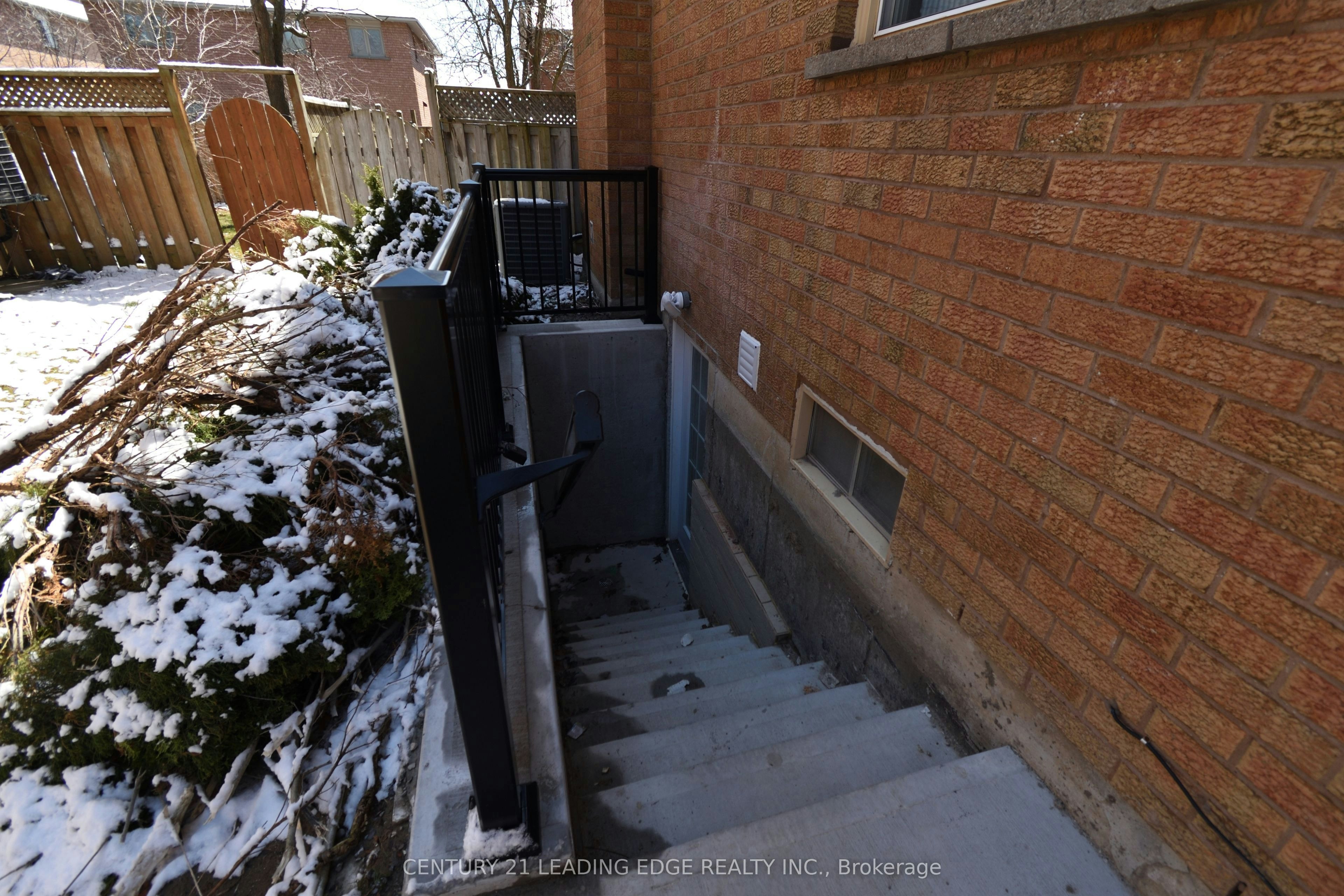 Bsmt-45 Lofthouse Drive, Whitby, ON, L1R 1W5 - 18