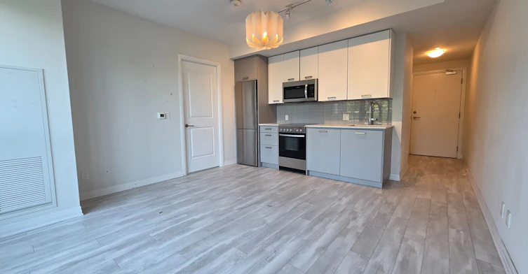 608-1630 Queen Street E, Toronto, ON, M4L 0B3 - 3