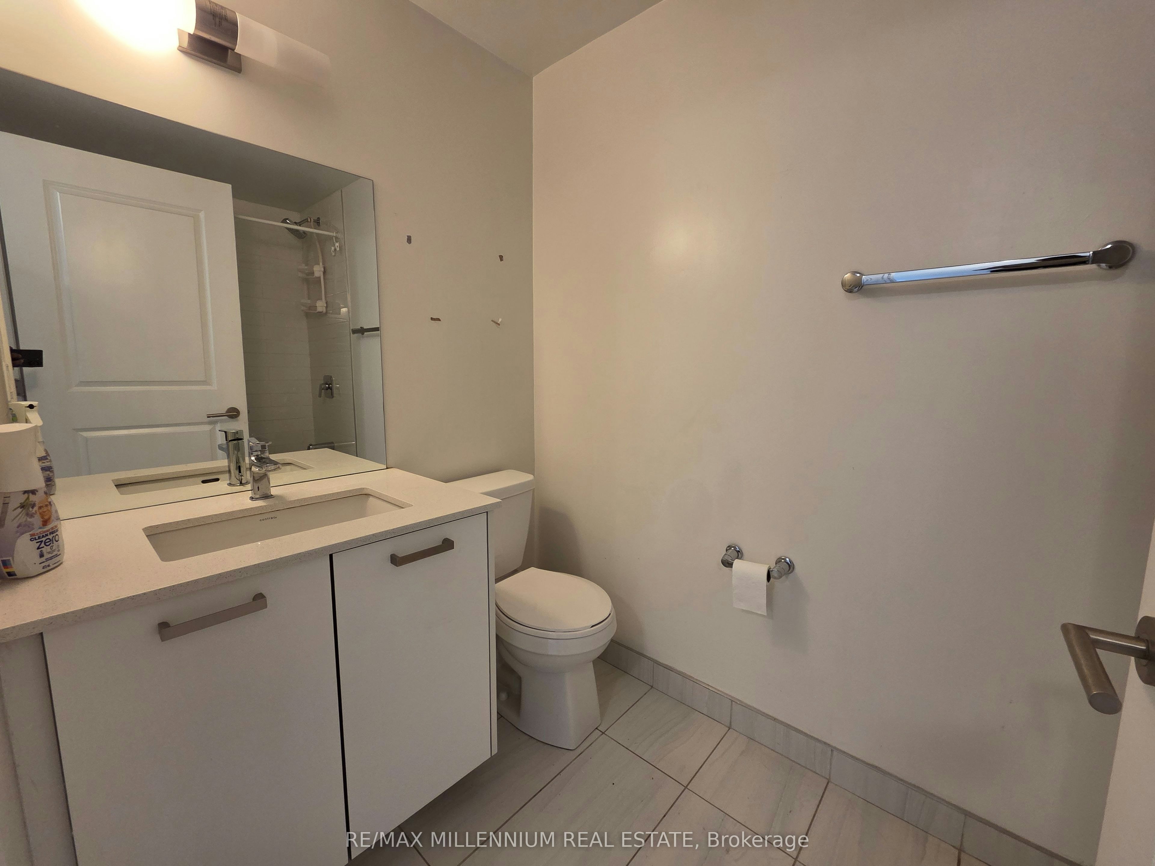 608-1630 Queen Street E, Toronto, ON, M4L 0B3 - 6