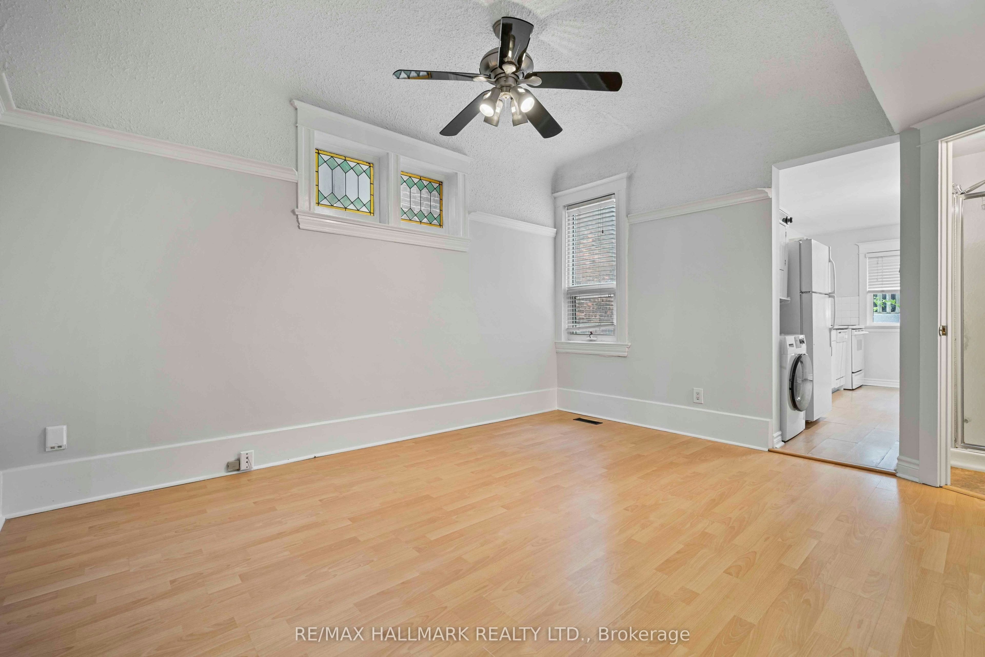 Main Floor-806 Logan Avenue, Toronto, ON, M4K 3E1 - 6