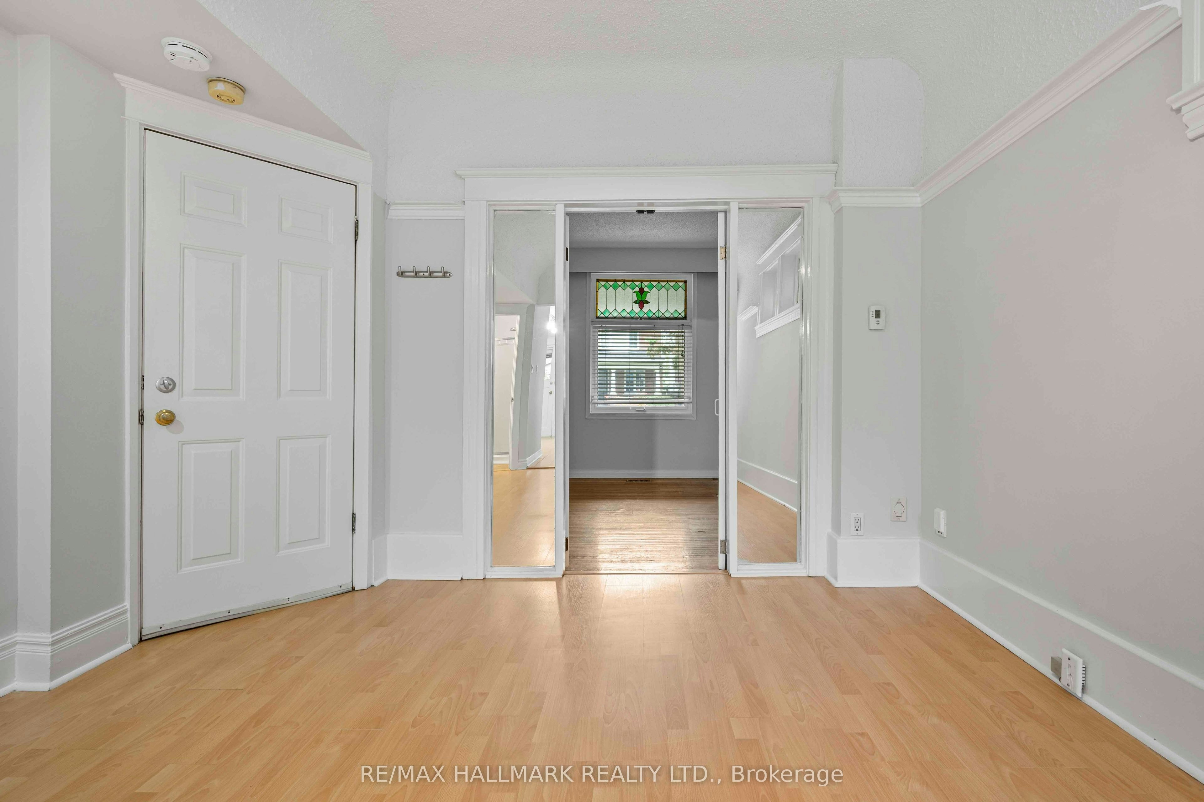 Main Floor-806 Logan Avenue, Toronto, ON, M4K 3E1 - 7
