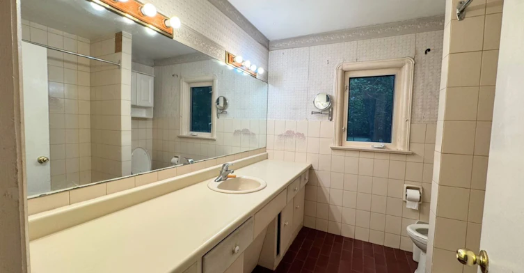 Main floor-20 West Hill Drive, Toronto, ON, M1E 3T5 - 8