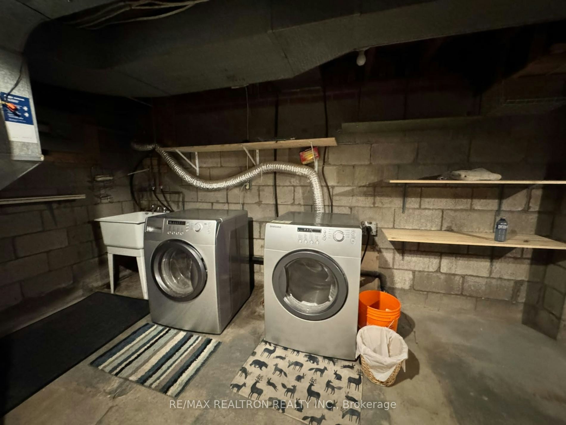 Main floor-20 West Hill Drive, Toronto, ON, M1E 3T5 - 12