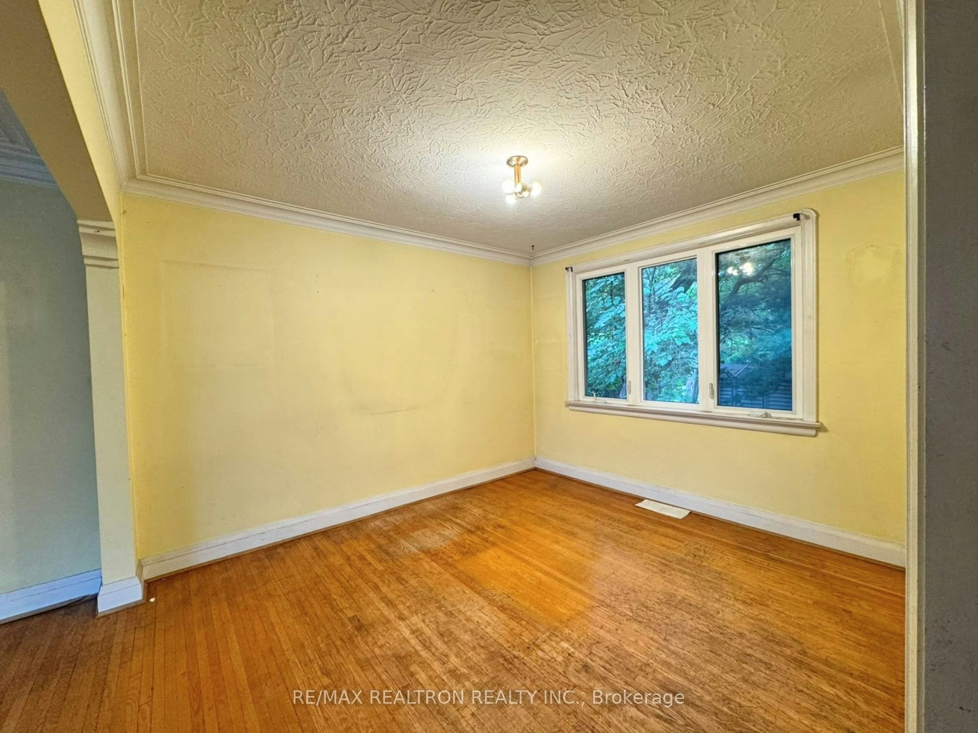 Main floor-20 West Hill Drive, Toronto, ON, M1E 3T5 - 6
