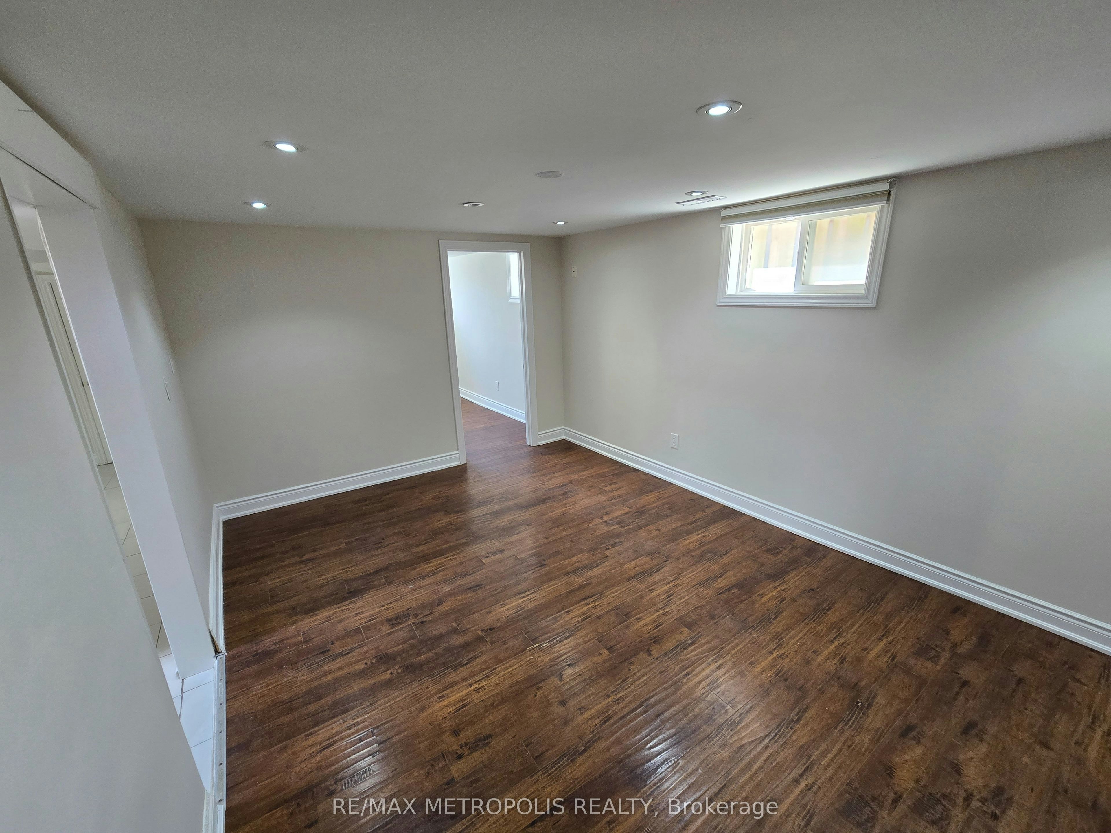 BSMT-238 Toronto Avenue, Oshawa, ON, L1H 3C1 - 7