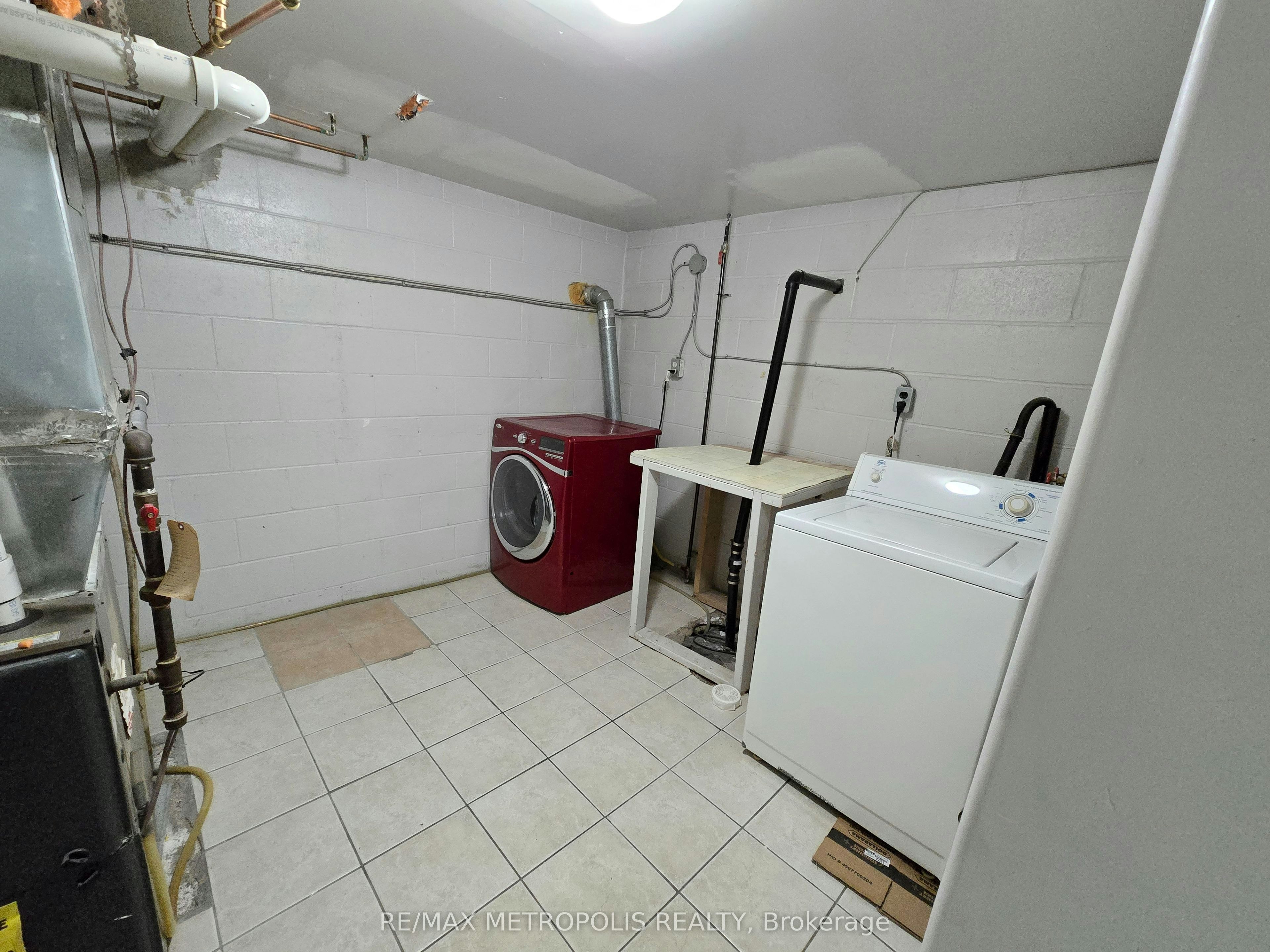 BSMT-238 Toronto Avenue, Oshawa, ON, L1H 3C1 - 15
