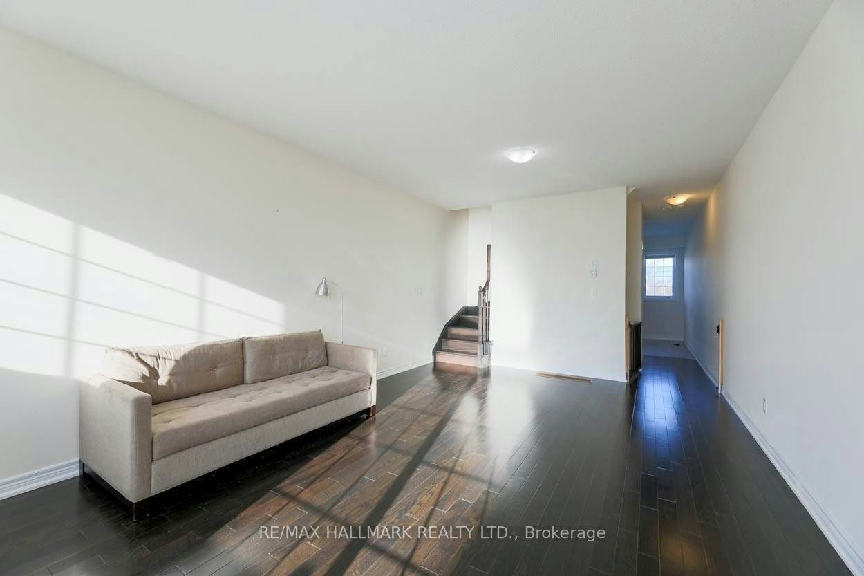 3757A St Clair Avenue E, Toronto, ON, M1M 0C8 - 3