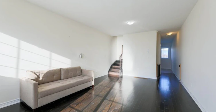 3757A St Clair Avenue E, Toronto, ON, M1M 0C8 - 3