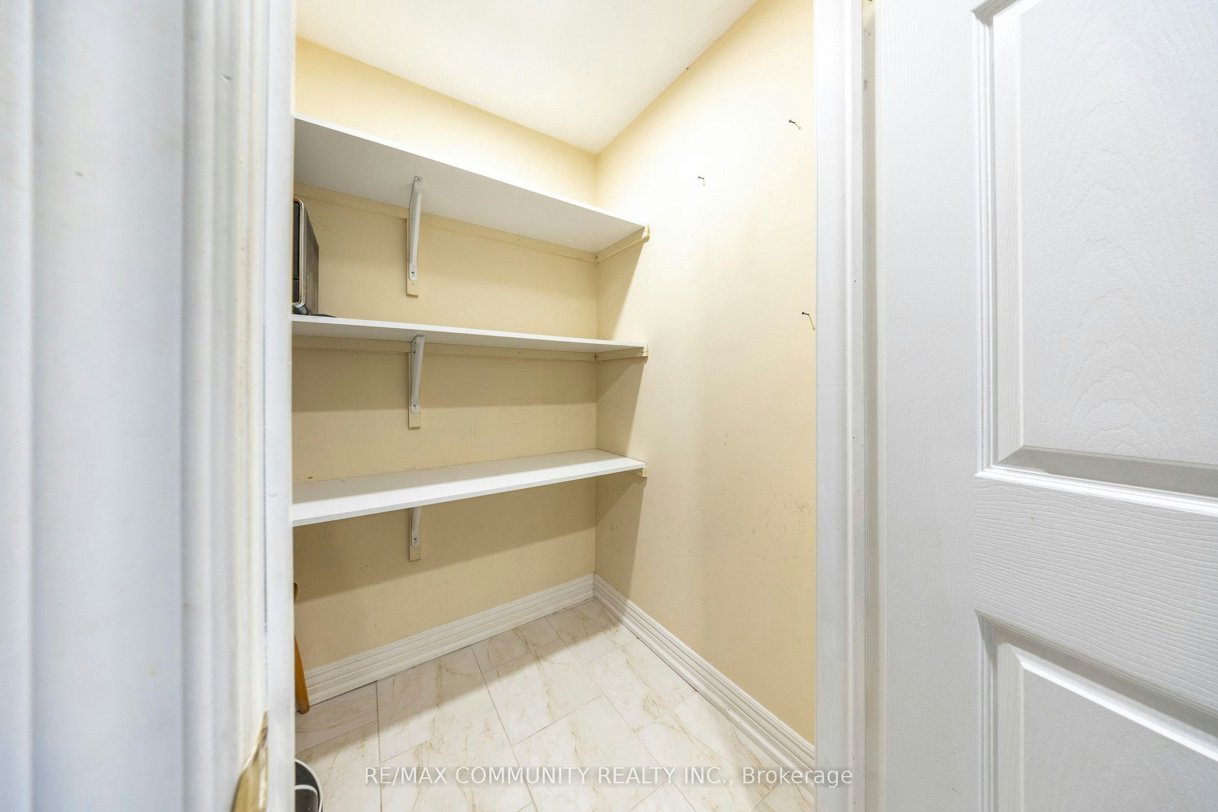 BSMT-72 Lampman Drive, Toronto, ON, M1E 5K9 - 5