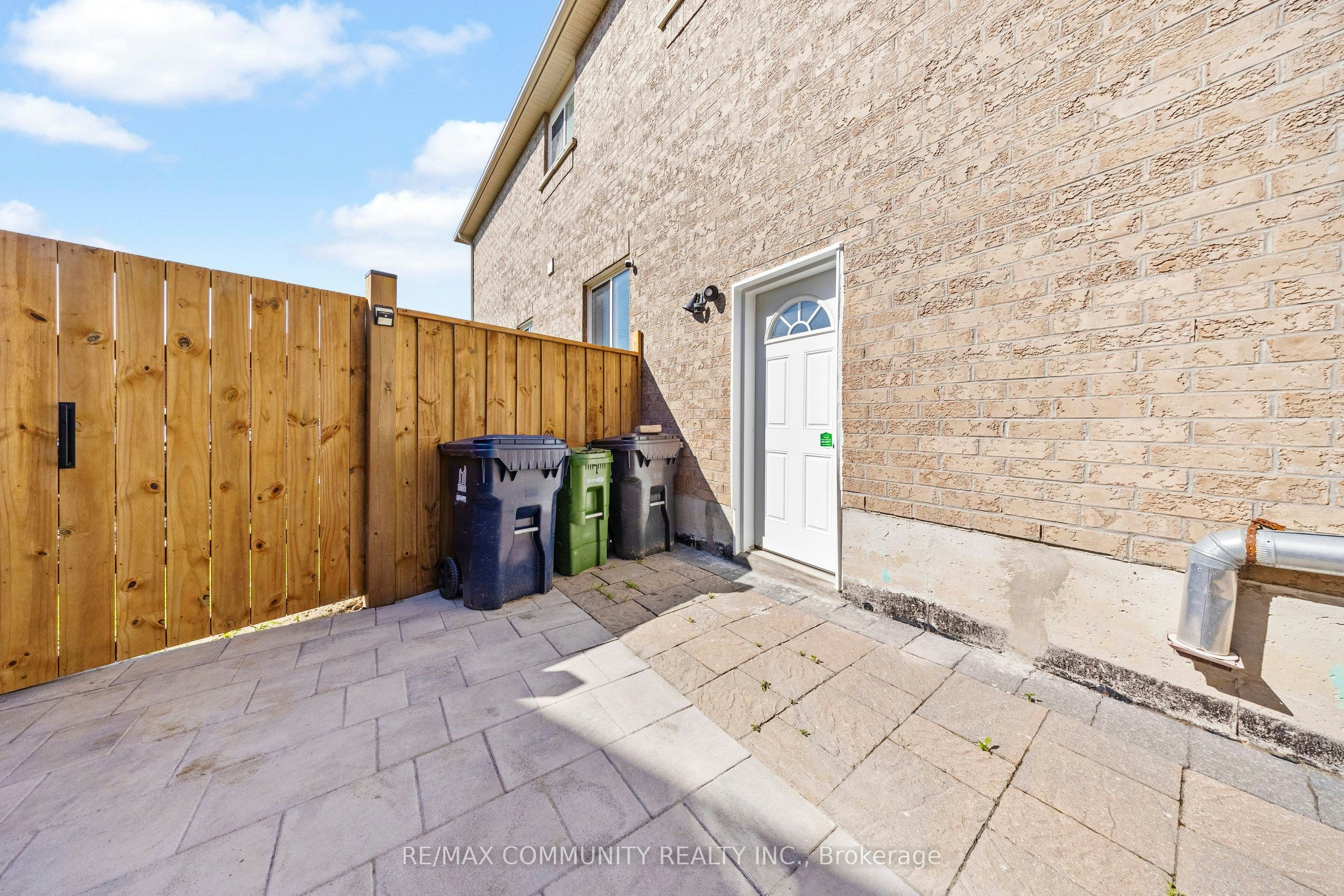 BSMT-72 Lampman Drive, Toronto, ON, M1E 5K9 - 3